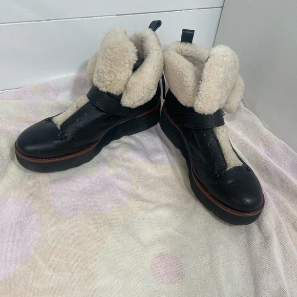 Coach Urban Hiker shearling boots in black leather - size 11 - Picture 3 of 8